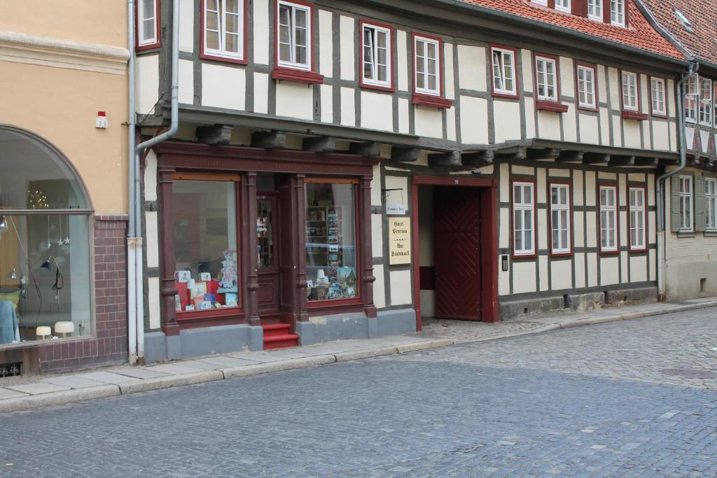 Hotel Am Stadtwall Quedlinburg Buitenkant foto