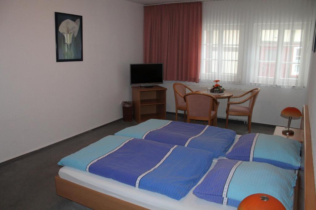 Hotel Am Stadtwall Quedlinburg Buitenkant foto